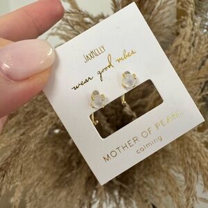 JaxKelly Huggie Earings 18k gold